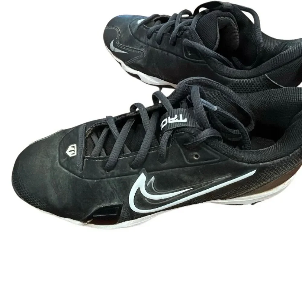 Nike Alpha Menace Football Cleats Black White Youth Size 4Y Molded Traction Shoe